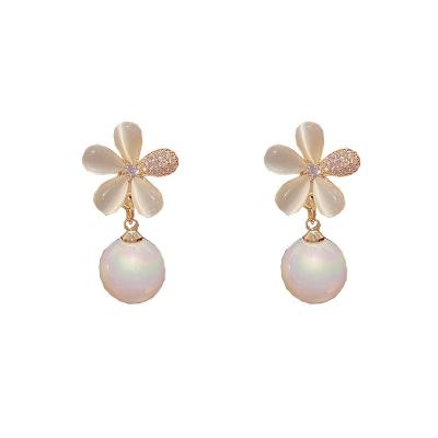 China Korean Fashion Custom Designer TRENDY Pearl Earrings for sale