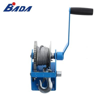 China For Pulling 2000 Pounds Heavy Duty Mini Trailer Portable Wire Rope Hand Winches With Steel Wire 7.6meter for sale