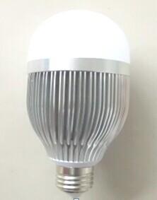 China Bulbos del globo del hospital/del taller 870LM LED, E27/E14/B22 9 bombilla del vatio LED en venta