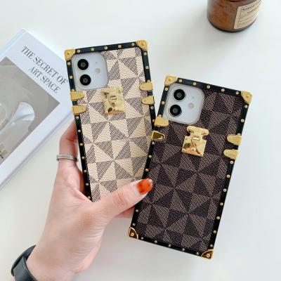 China Designers Shockproof Luxury Case For Iphone 14/13/12/11/XS/Pro/Max/XR/8/7/6S Series Ready Stock Iphone Series Compatible Case for sale