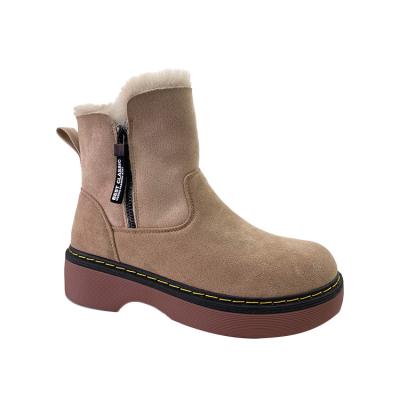 China PU Autumn Winter Good Wholesale Women Winter Flat Boots Warm Flat Boots For Ladies for sale