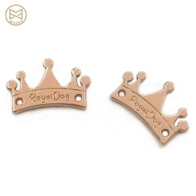 China Crown Shape Metal Label Washable Fashionable Zinc Alloy Custom Tags For Shoes for sale