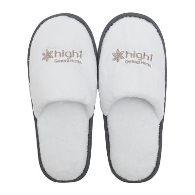 China Cushioning Luxury Hotel Supplies Customize Logo Coral Fleece Slipper With Cheap Hotel Price for sale