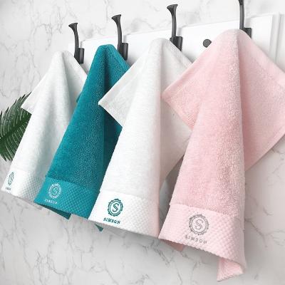 China Luxury Absorbent 100% Cotton Embroidery Shower Beach Bath Towel Terry Hand Sheet Soft Cheap Price Child Safe For Hotel for sale