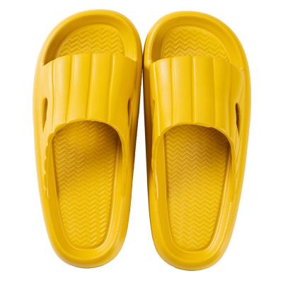 China 2021 Latest Technology Super Soft Comfortable Home EVA Slippers Men Women Breathable Non-Slip Slippers for sale