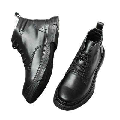 China Fashion Round High Quality Genuine Leather Winter Formal Lace Up Flat Rubber Boots For Men for sale