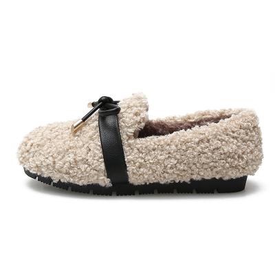 China New Breathable Round Toe Pumps Platform Peas Shoes Lazy Pumps Women's Winter Wear Wool Fluffy Shoes for sale