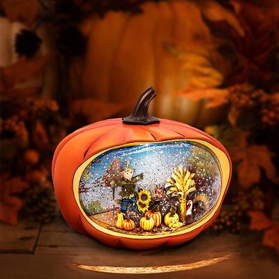 China Wholesale Custom Ornament Souvenirs Home Europe Resin Lantern Funny Life Size Pumpkin Scarecrow Snow Globe for sale