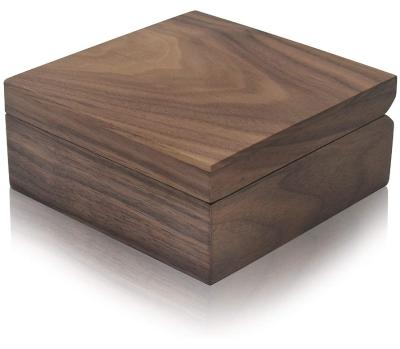 China Sustainable Custom High Quality Small Luxury Storage Wooden Packaging Box for sale