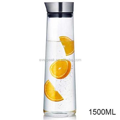 China 1.5L Sustainable Insulated Glass Carafe Water Jug Glass Water Jug With Stainless Steel Glass Water Jug for sale