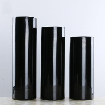 China Factory Direct Hand Cylinder Vase Tall Black Glass Flower Pots 150 Degree Instant Temperature Difference for sale