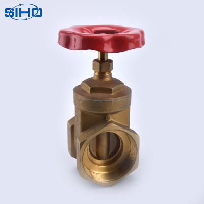 China General Yuhuan Brass Forged Water Gate Valve With Cheap 1/4-2 Inch Thread Factory Direct Sale Standard Normal Temperature Brass Color for sale