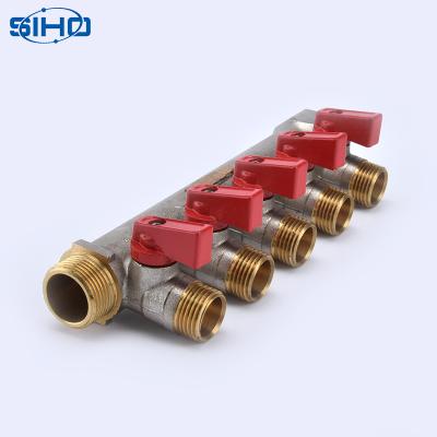 China Professional manufacturer of underfloor heating 2 - 8 way brass water manifold with good price as picture for sale