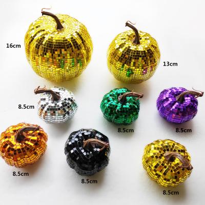 China Sparkle New Ideas Harvest Festival Thanksgiving Christmas Halloween Mirror Pumpkin Home Restaurant Decoration Mirror Pumpkin for sale