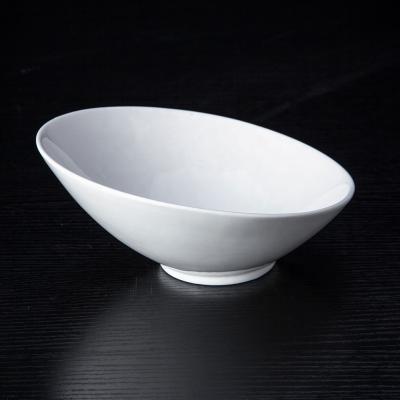 China Chaozhou Wholesale Price Sustainable Ceramic Dish White Bowl For Snacks for sale