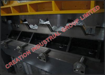 中国 Galvanized and Galvalume Iron Floor Deck Slab Sheet Rolling and Cutting Machine with Strong Steel Roller 販売のため