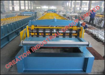 China Three High Trapezoid Gutters Profile Floor Deck Panel Cold Roll Forming Machine with Embossing Rollers Te koop