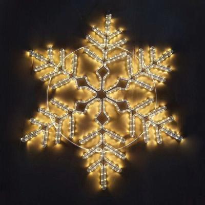 China Outdoor Commercial Use 2D Snowflake Pole Pattern Lights Christmas Street Decorations for sale