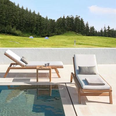 China Modern simplicity Swimming pool used furniture luxury all weather wooden sun loungers beach sun bed outdoor teak sun lounger for sale