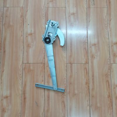 China PLASTIC Window Truck Spare Part Body Parts Left Hand RH Window Regulator Manual For ISUZU NPR 115 1985 for sale