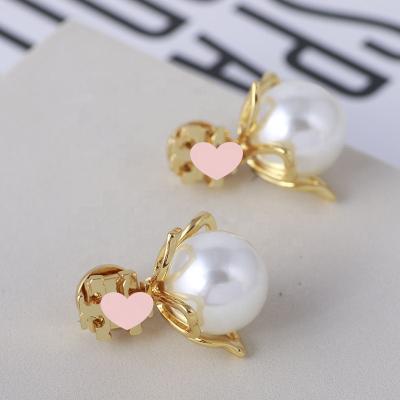 China 2021 Wholesale Handmade Finish Designer Inspired Earrings Pear Gold Stud Earrings Jewelry Earring (TBE405) for sale