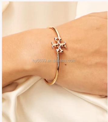 China Amazon CLASSIC Hot Selling 18k Gold Plated Bracelets Cross Bangles Jewelry For Women for sale