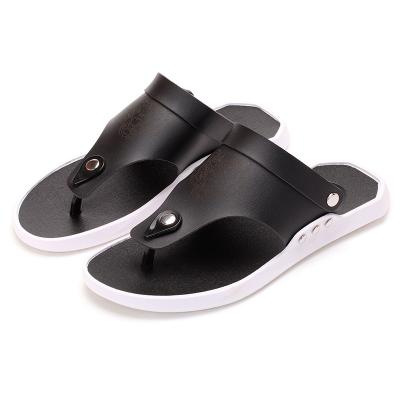 China 2021 fashion trend new non-slip flip flops with personality outside indoor clip toe wear bathroom yeezy slippers for sale