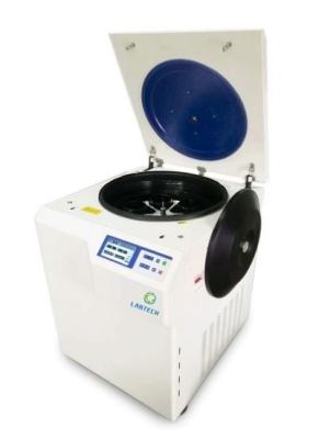 China Display digital Centrifugadora refrigerada de baja velocidad de mesa 3000 r/min en venta