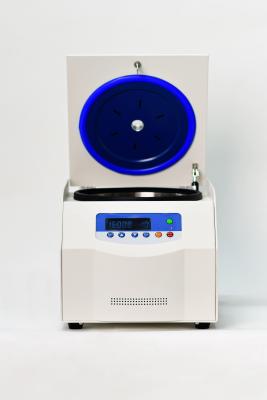 China Benchtop 16500 Rpm Hochgeschwindigkeitszentrifuge mit vielseitigen Rotoroptionen zu verkaufen