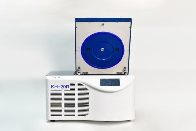 China Benchtop high-speed gekoelde centrifuge met laag geluid en USB-programmaopslag Te koop