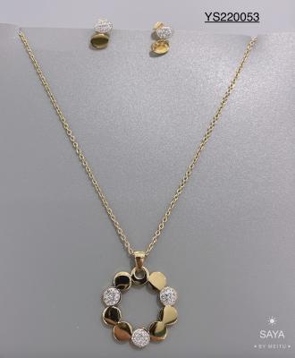 China Kundenspezifisches Edelstahl-Schmuck-Set Goldkette und Ohrring-Set zu verkaufen