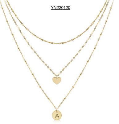 China Collar con colgante de corazón en capas de acero inoxidable para mujer para aniversario en venta