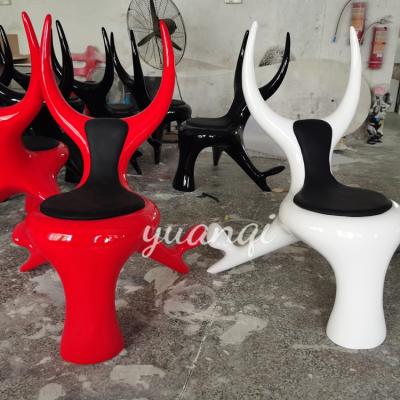 China China Modern Art New Design Indoor Use Furniture Fiberglass Carving Chair for sale