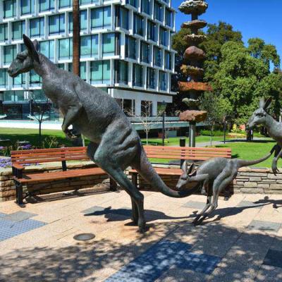 China China Kangaroo Outdoor Modern Life Size Statue Animal Sculpture Bronze for sale