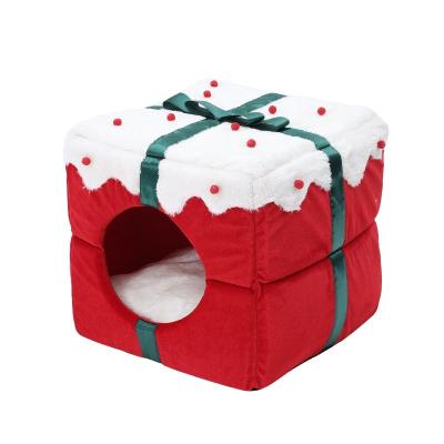 China Removable Cover Creative Design With Christmas Theme Plush Texture Not Easy To Deform Cat Box House for sale