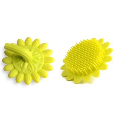 China Hand Free Soft Detergent Soft Silicone Brush Bath Silicone Brush Body Wash Sunflower Pore Remover BPA Silicone Facial Brush for sale