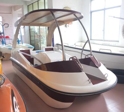 China Sea 4seat Electric Fiberglass Boat On Water Pedal Boat Play Amusement Equipment Pedal Boat (M-076) For Sale for sale