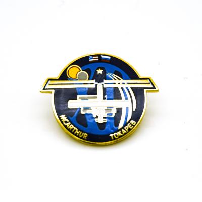 China Wholesale Custom Made Metal Lapel Pins Hard Enamel Badge Hard Enamel Europe Metal Lapel Magnetic Pins for sale