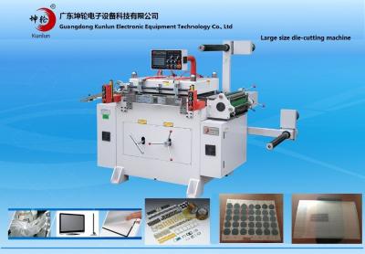 China Automatische Fütterungsfilm-Papier-Rollenstempelschneidene Maschine mit dem Lochen/Förderband zu verkaufen