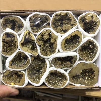 China China High Quality Raw Crystal Therapy Stone Box Set Gold Aura Agate Plated Geode for sale