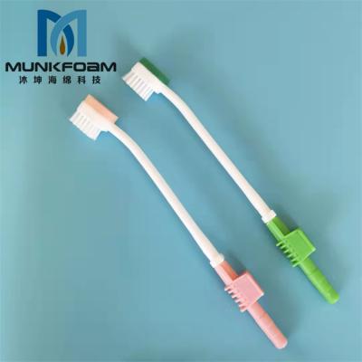 China Disposable Medical MUNKCARE ICU Hospital Using Suction Foam Swab Maker Suction Sponge Care Oral Swab Good Price for sale