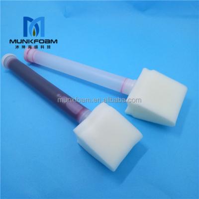 China Eco-friendly Disposable Chemical Applicator Brush Sponge Applicator Disinfection Brush for sale