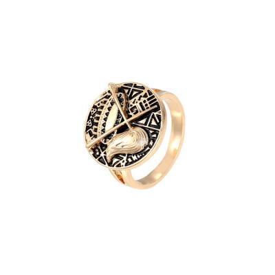 China Trendy Geometry Hard Alloy Hawaiian Rings Engrave Wedding Ring For Women Ladies Gold Jewelry for sale