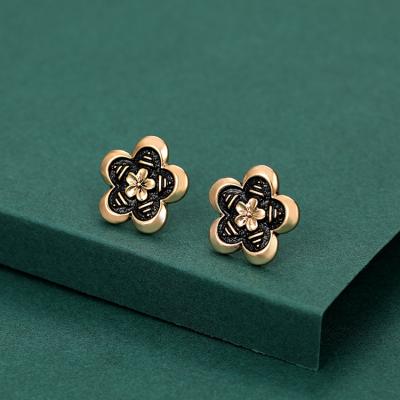 China Wedding Gift Flower Minimalist 18K Hard Gold Plated Customizable Stylish Elegant Hawaiian Earrings for sale