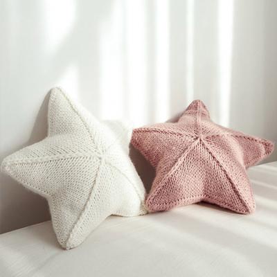 China European and American Style Liso Home Starfish Shape Knitted Stuffed Cushion Car Neck Pillows Daily Home Decor Pillow Custom 100% Polyester Fiber for sale