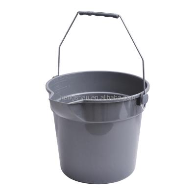 Cina Sustainable Multifunctional Plastic Cleaning Water Bucket With Handle in vendita