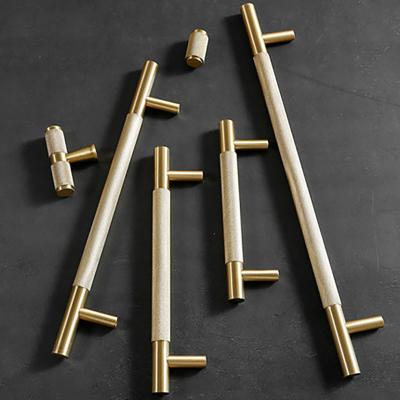 China Modern Brass Furniture Handle Textured Sideboard Handles Wardrobe Dresser Drawer Cabinet Knurling Furniture Brass Hardware for sale