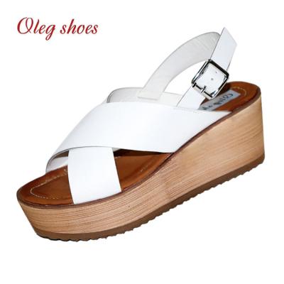 China New Fashion Flat And Comfortable Wedge Pumps Women Sandals Platform Sandals for sale