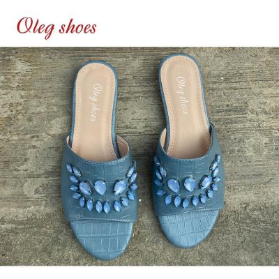 China Daily Women's Diamond Flat Slippers Summer Fashion Shoes Oleg Flip Flop Shoes for sale