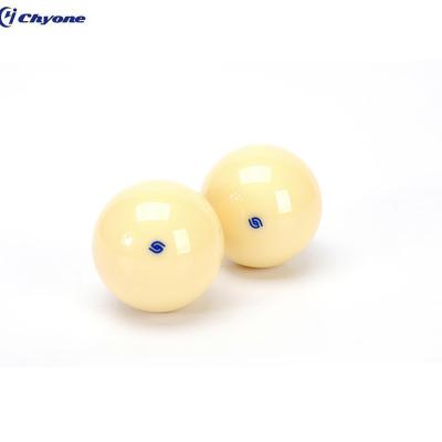 China Resin 57.2mm Aramith Blue Eye Snooker Magnetic Billiard Cue Ball for sale